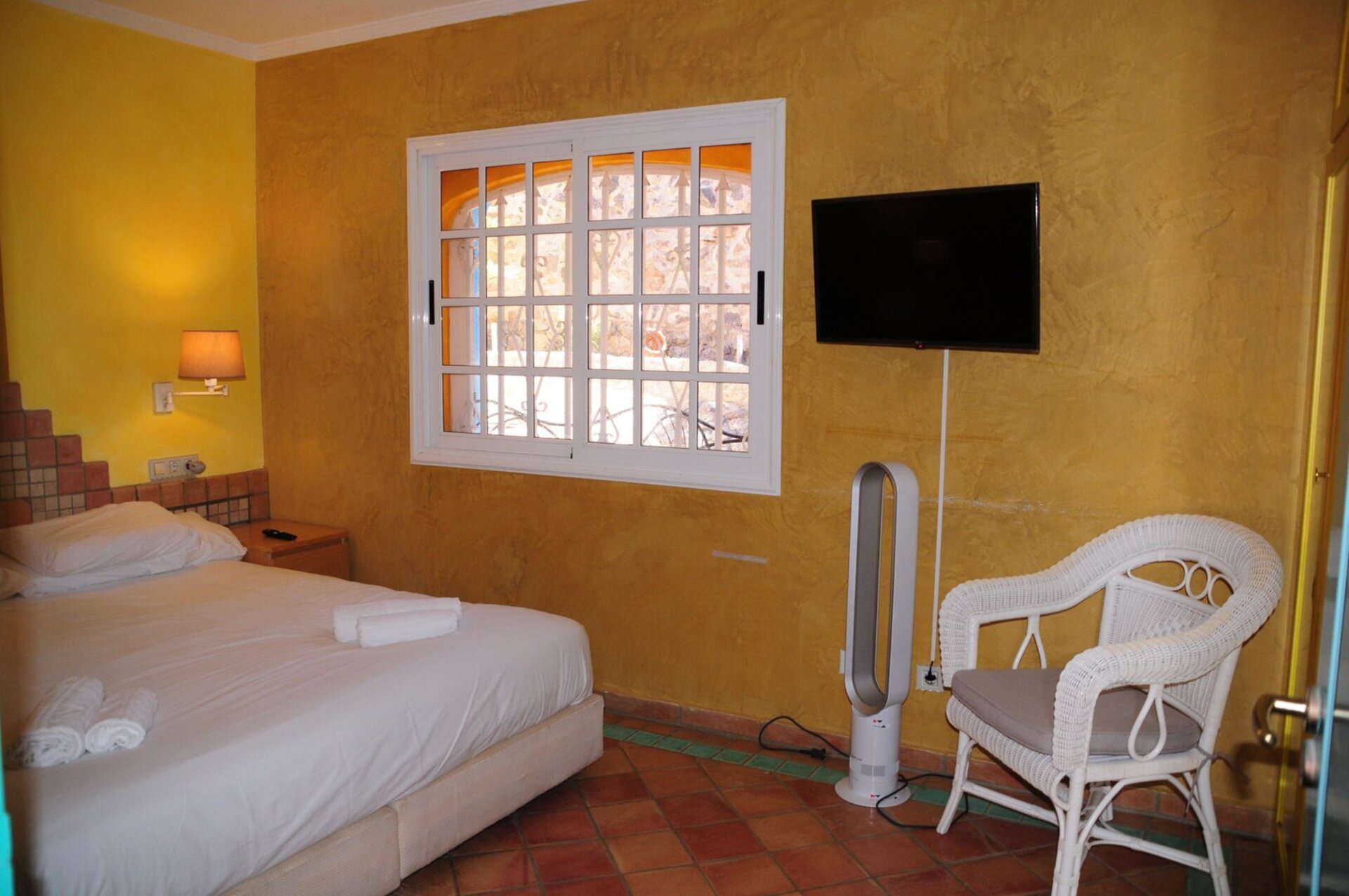 Entspannender Kurzurlaub auf den Kanarischen Inseln – Villa mit 5 Schlafzimmern, Canarias Villa 1046
