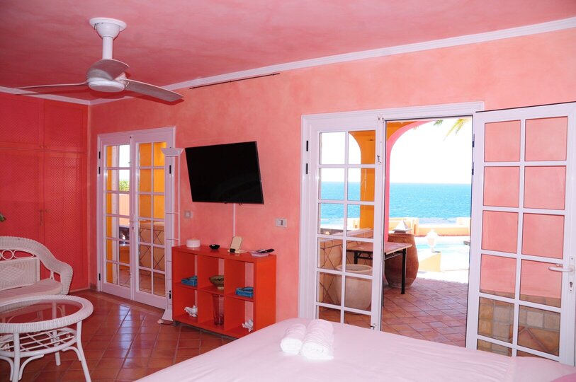 Entspannender Kurzurlaub auf den Kanarischen Inseln – Villa mit 5 Schlafzimmern, Canarias Villa 1046