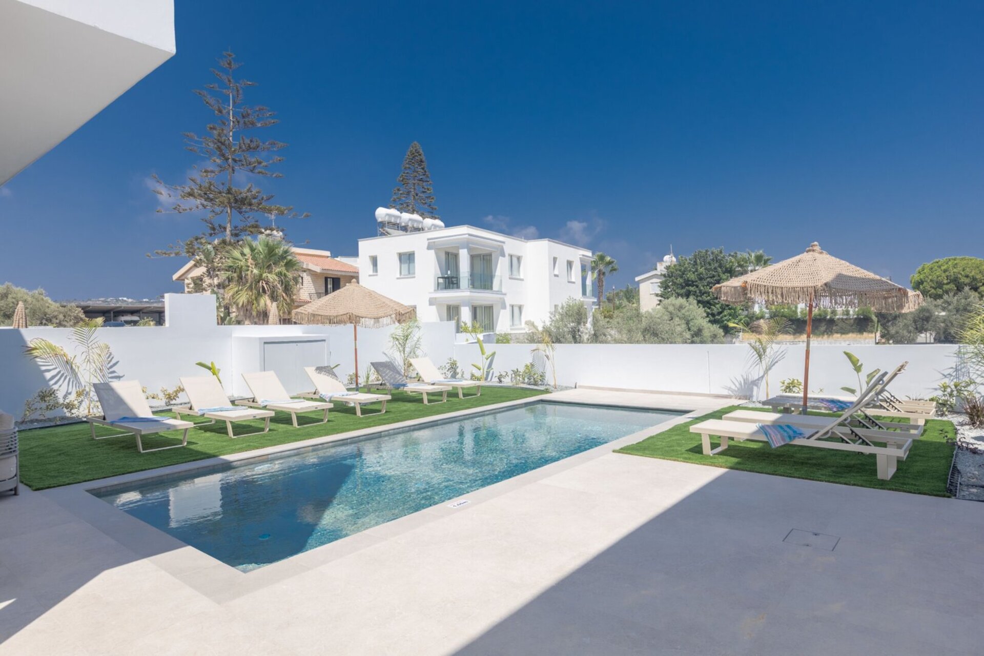 Luxuriöse 5-Schlafzimmer-Villa mit privatem Pool, Ayia Napa Villa 1104