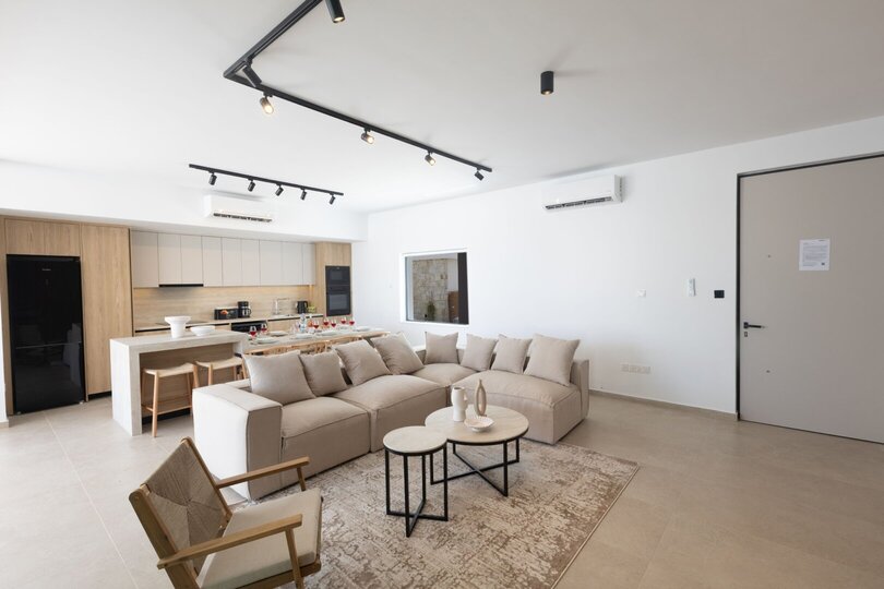 Luxuriöse 5-Schlafzimmer-Villa mit privatem Pool, Ayia Napa Villa 1104