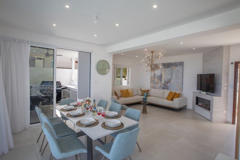 Moderne Villa mit Whirlpool und Grillplatz, Villa 1027 in Protaras