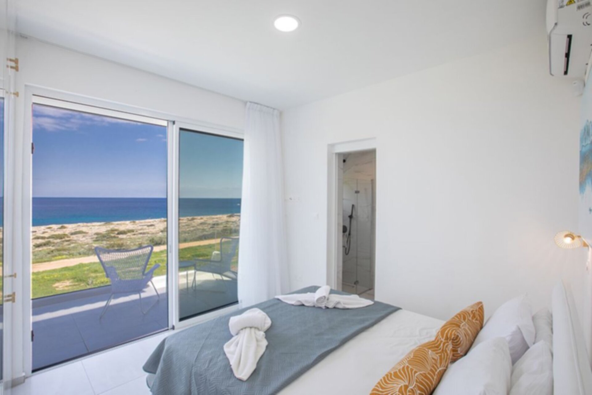 Moderne Villa mit Whirlpool und Grillplatz, Villa 1027 in Protaras