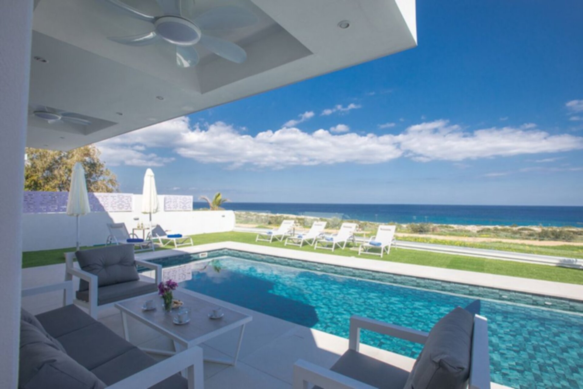 Moderne Villa mit Whirlpool und Grillplatz, Villa 1027 in Protaras