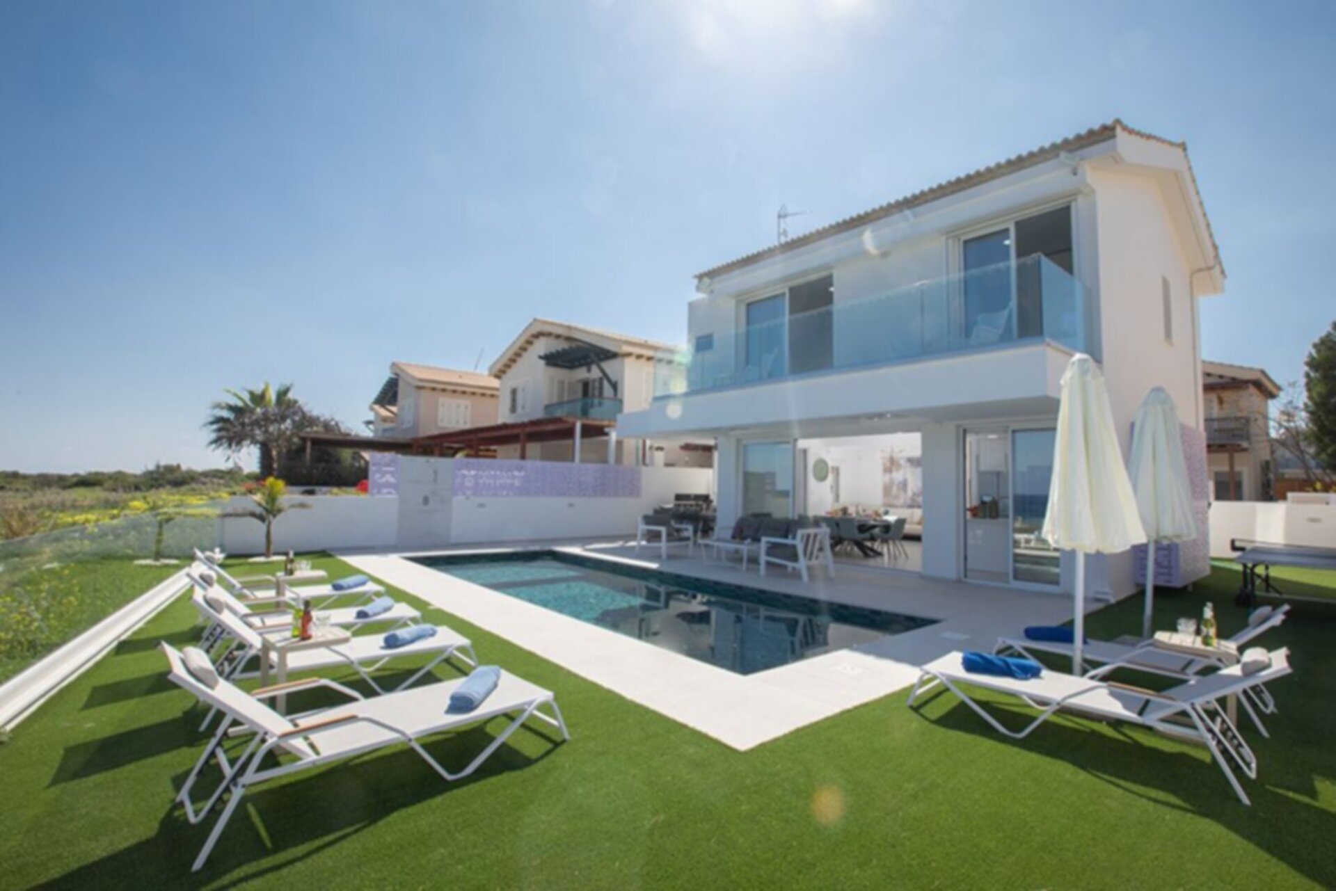Moderne Villa mit Whirlpool und Grillplatz, Villa 1027 in Protaras
