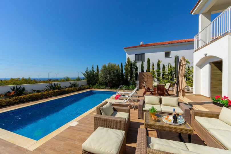 5-Sterne-Villa Napa Bay Panorama – Modernes Refugium mit Meerblick