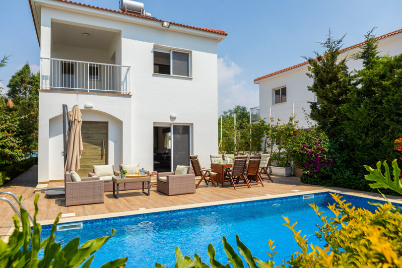 5-Sterne-Villa Napa Bay Vista – Modernes Refugium mit Meerblick