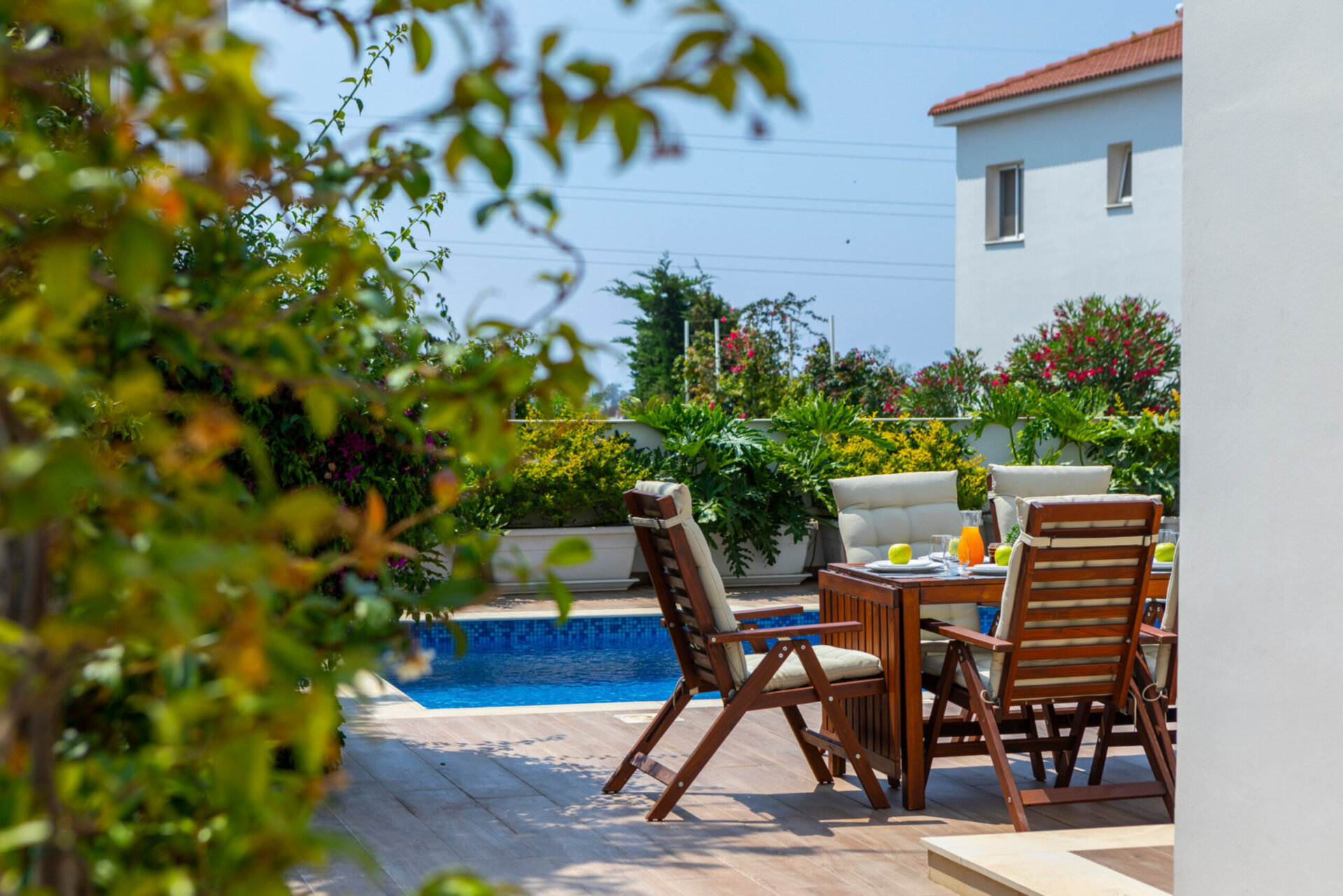 5-Sterne-Villa Napa Bay Vista – Modernes Refugium mit Meerblick