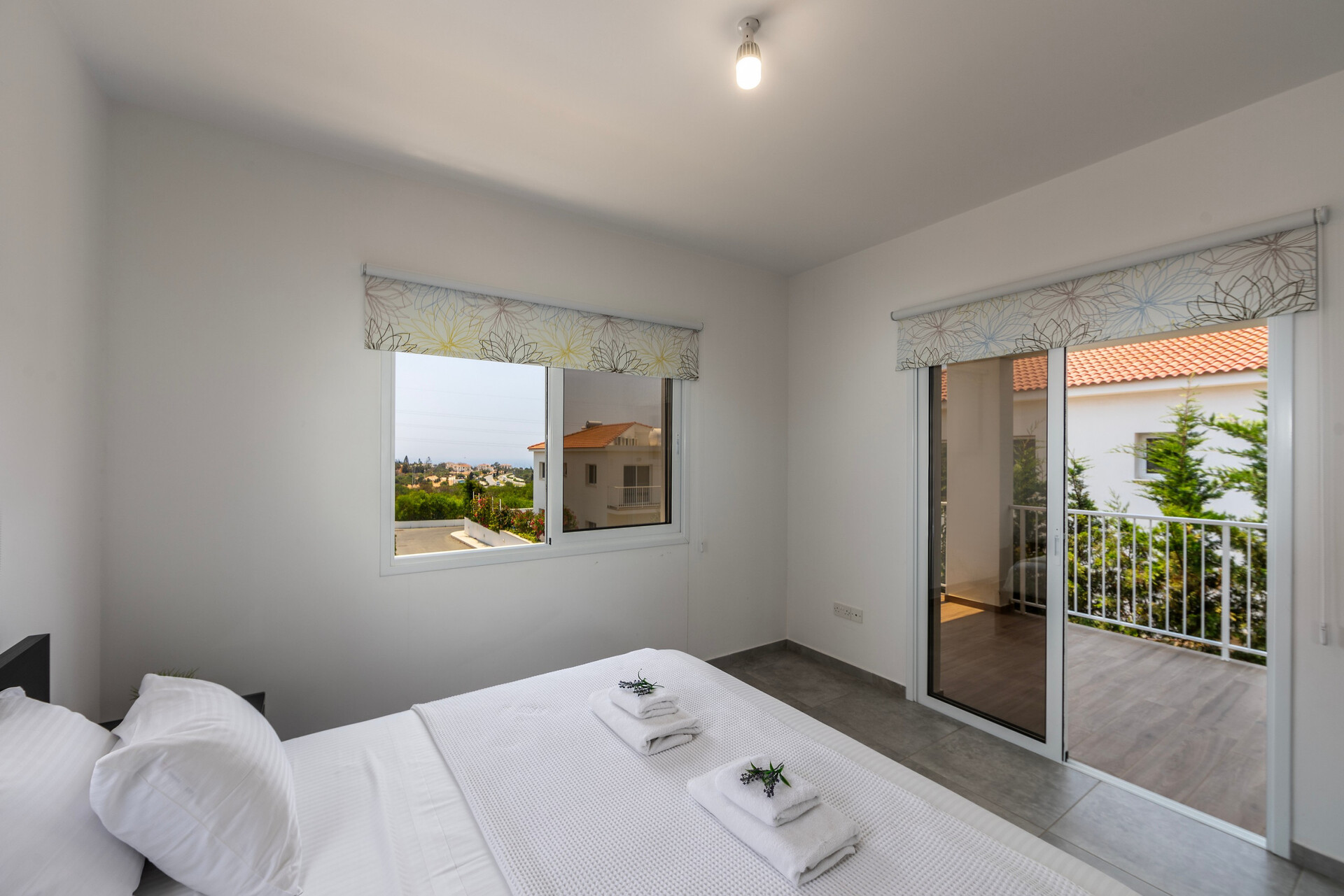 5-Sterne-Villa Napa Bay Vista – Modernes Refugium mit Meerblick
