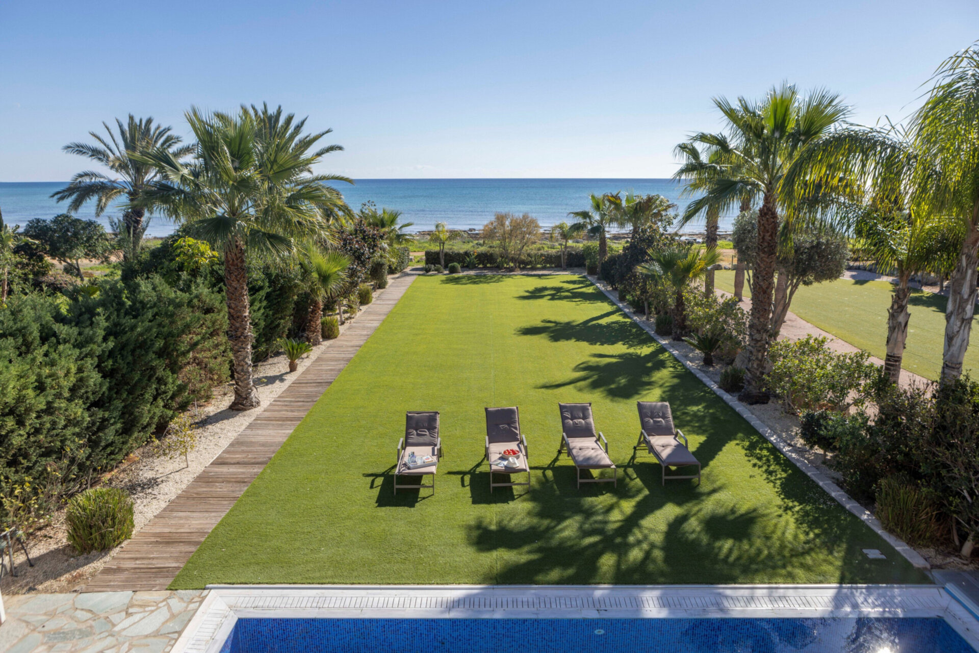 5-Sterne-Villa Ayia Napa Ionion Seafront – Luxuriöser Strandurlaub