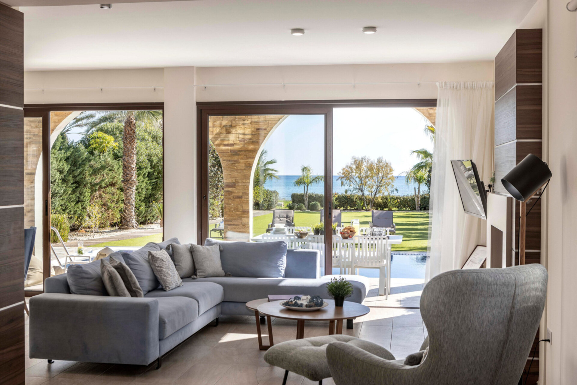 5-Sterne-Villa Ayia Napa Ionion Seafront – Luxuriöser Strandurlaub