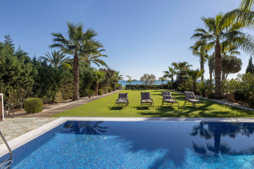 5-Sterne-Villa Ayia Napa Ionion Seafront – Luxuriöser Strandurlaub