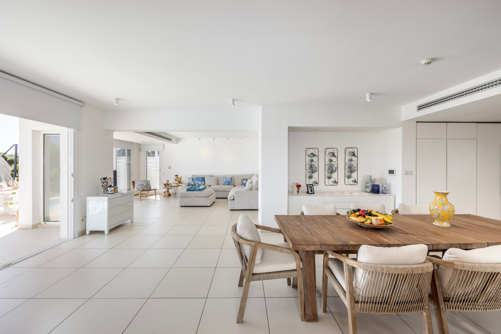5-Sterne-Villa Sirina Paradise Seafront – Exklusives Strandrefugium