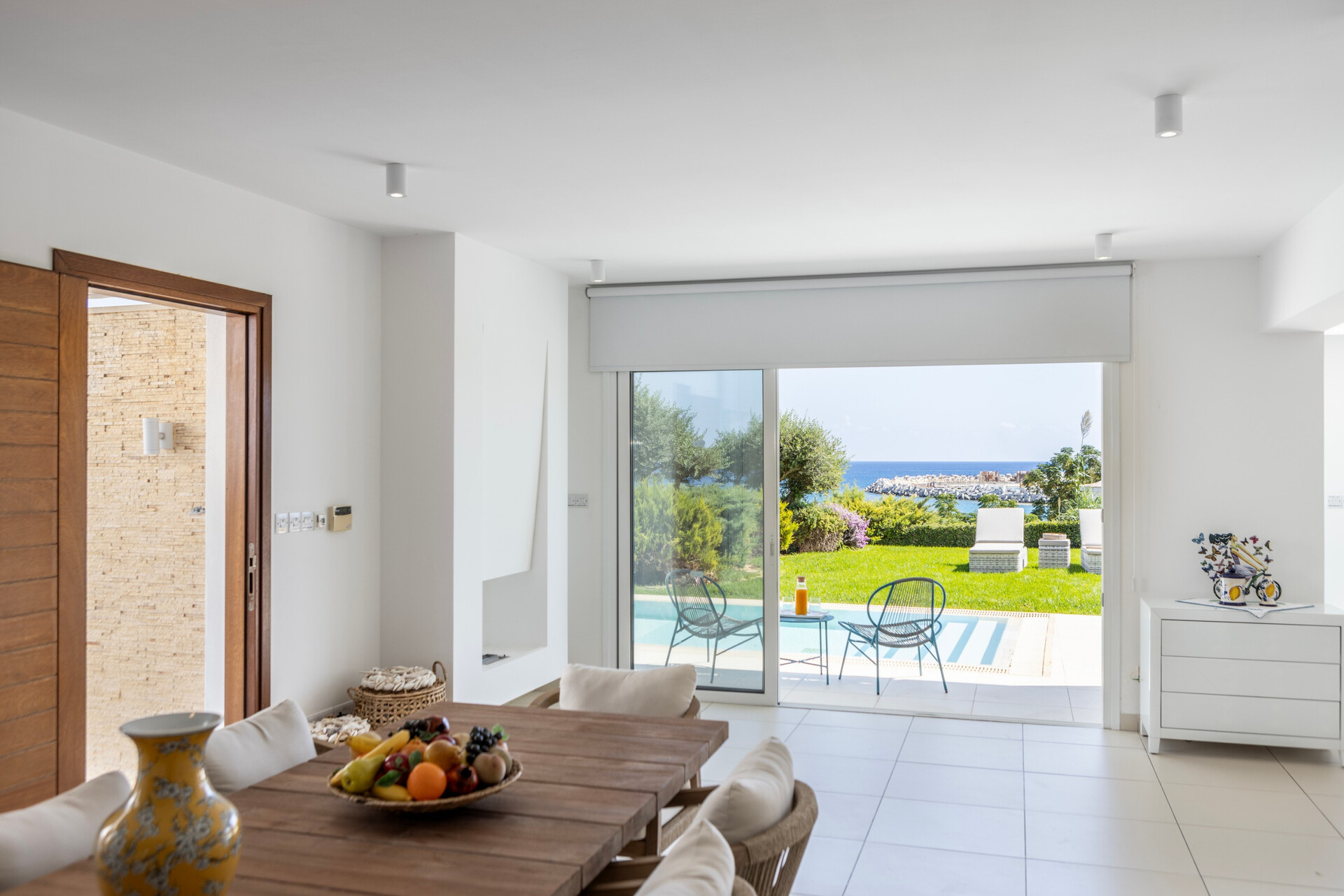 5-Sterne-Villa Sirina Paradise Seafront – Exklusives Strandrefugium