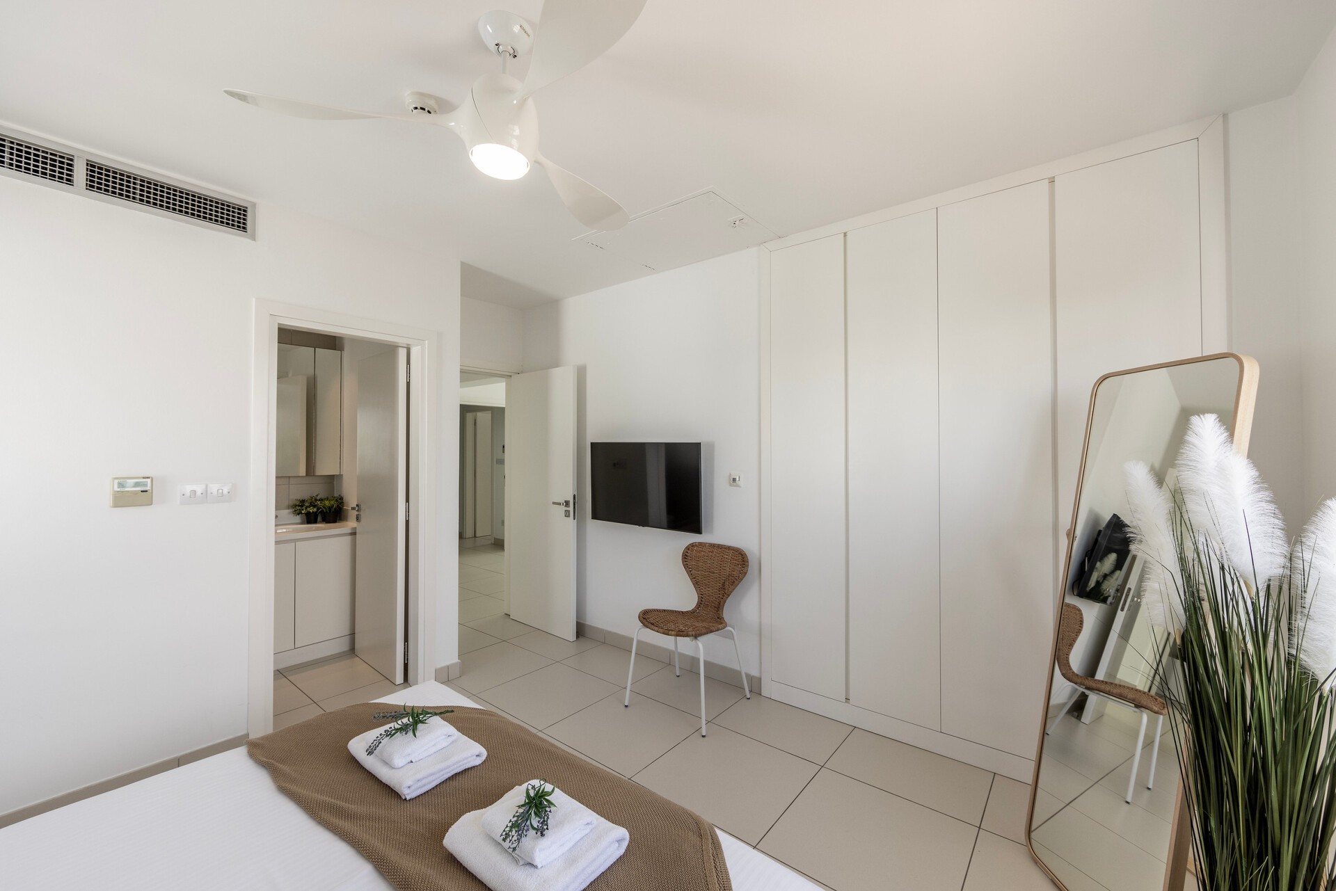 5-Sterne-Villa Sirina Paradise Seafront – Exklusives Strandrefugium