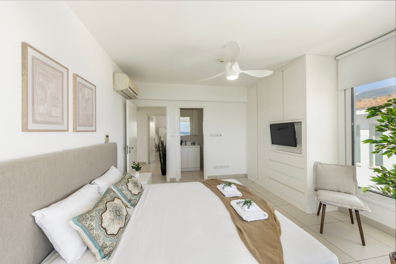 5-Sterne-Villa Sirina Paradise Seafront – Exklusives Strandrefugium