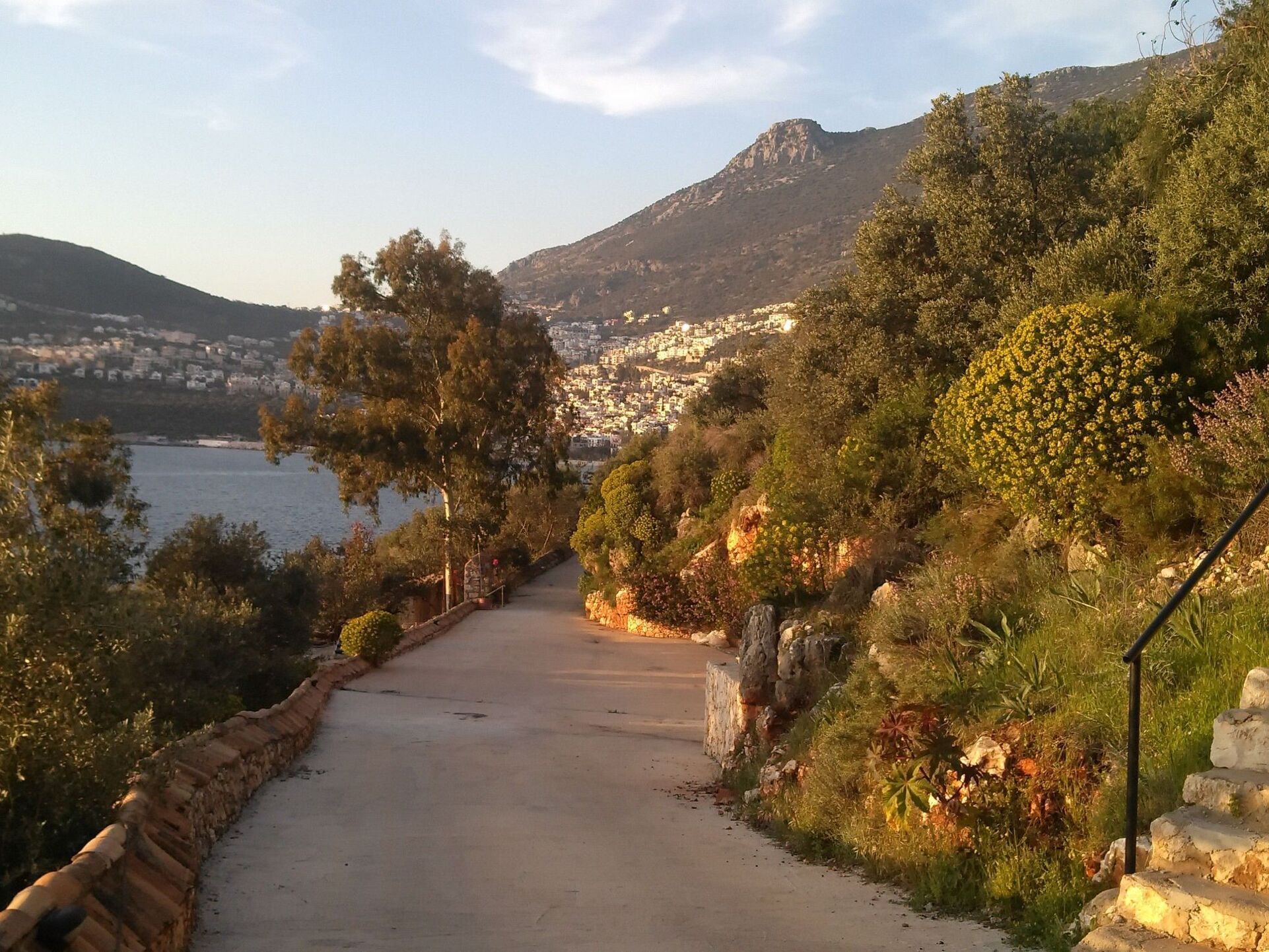 Villa mit 5 Schlafzimmern und eigenem Bad in der Nähe des Strandes von Kalkan