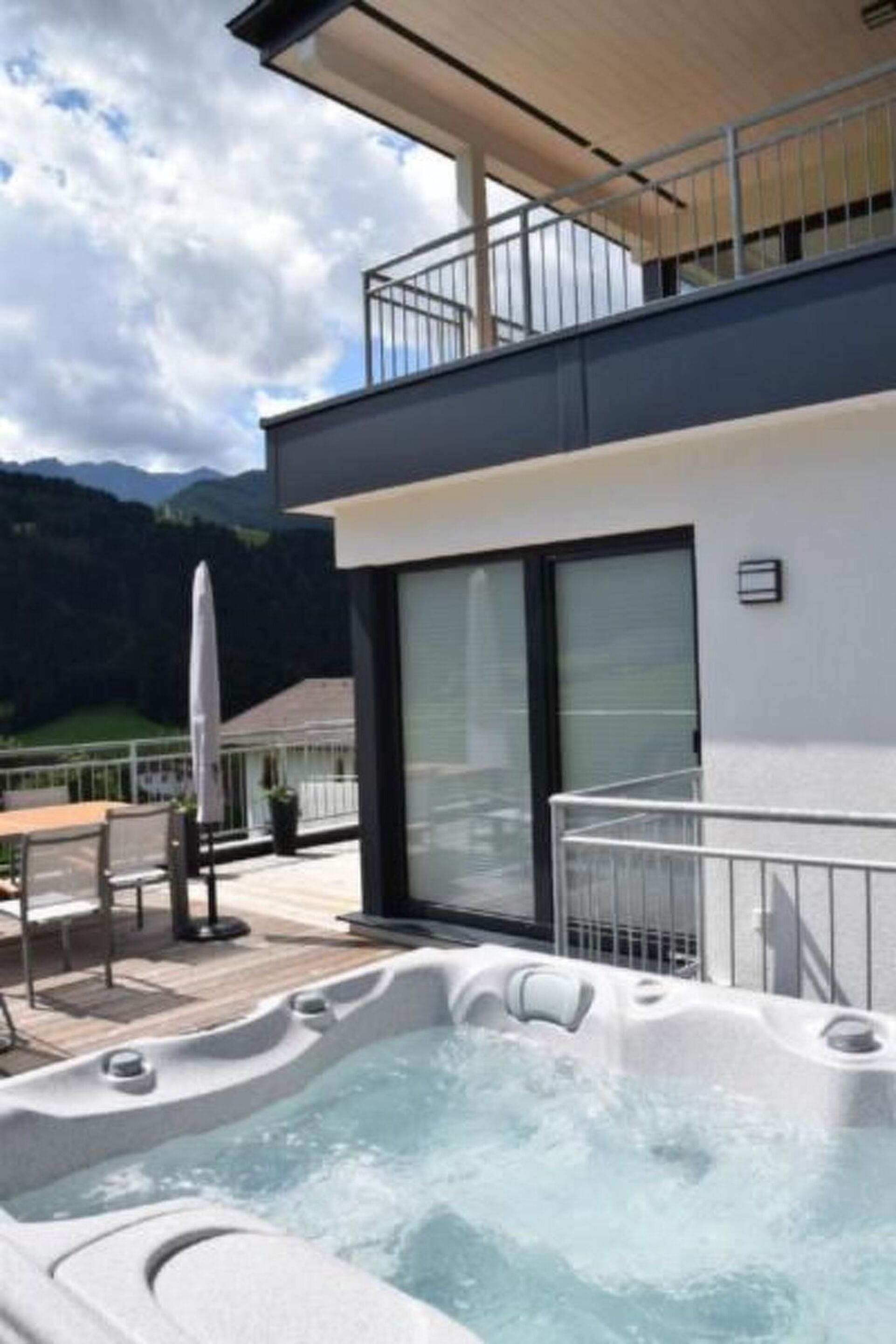 Ferienhaus mit 2 Schlafzimmern und Bergblick in Lienz, 4 Schlafplätze, 1284