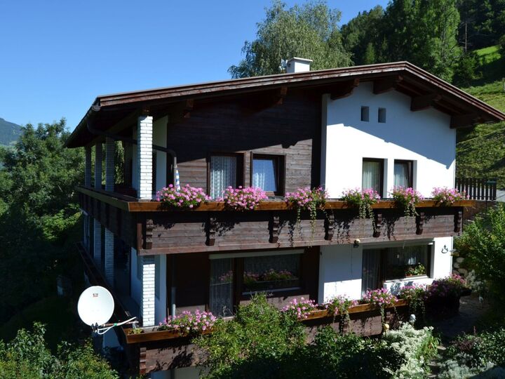 Ferienwohnung mit 2 Schlafzimmern und Bergblick in Imst, für 5 Personen, 1286