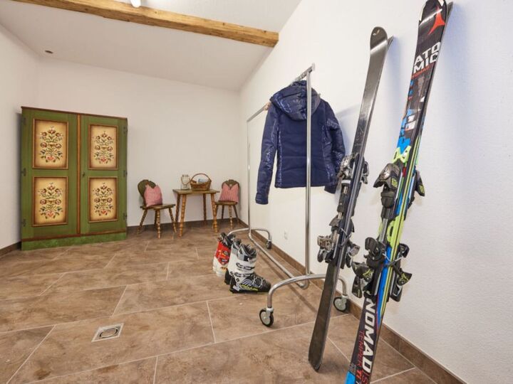 3-Bed House in Sankt Johann im Pongau, Sleeps 6, 1096