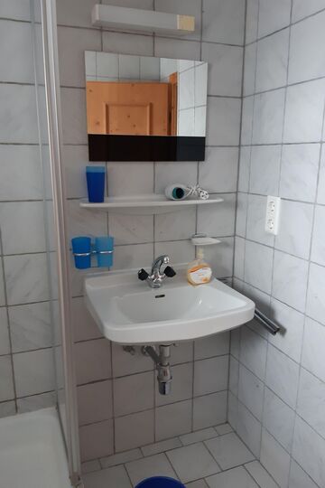 Ruhige 2-Bett-Wohnung in Reutte, 4 Schlafplätze, 1304