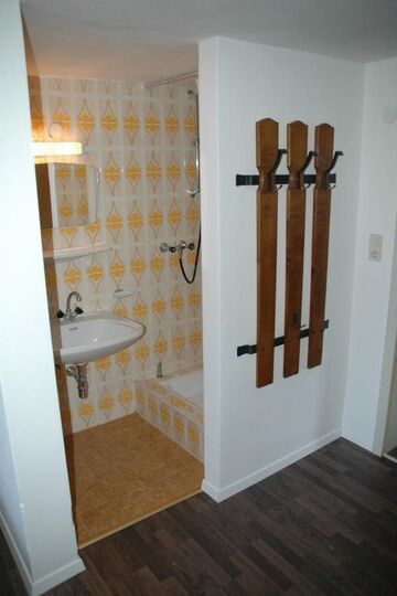 Prunkvolles Haus mit 16 Betten in Reutte, bietet Platz für 39 Personen, 1336