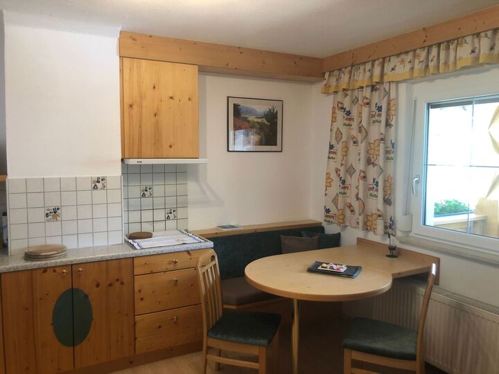 Geräumiges 1-Zimmer-Apartment in Innsbruck-Land, für 3 Personen, 1340