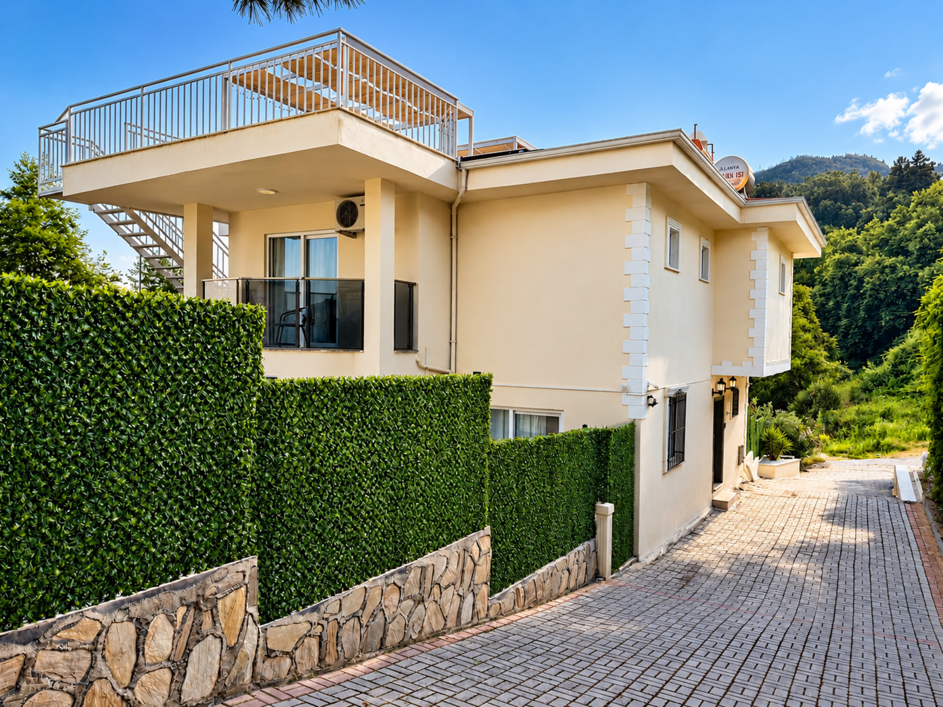 5 Star Villa Majestica — Sea, Castle & Elite Mediterranean Stay
