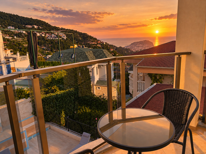 5 Star Villa Majestica — Sea, Castle & Elite Mediterranean Stay