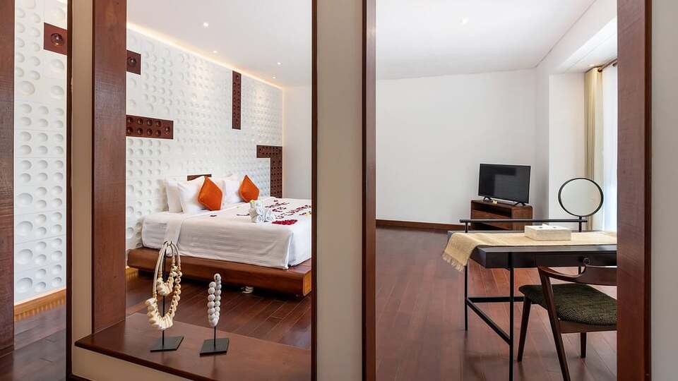 5 Star The Chand’s Estate – Exclusive Beachfront Collection