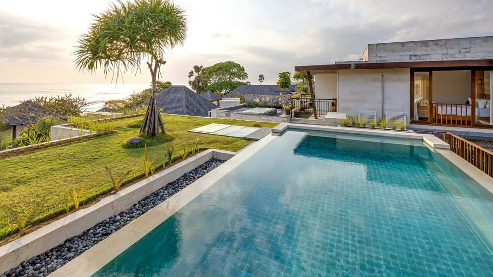 5 Star The Chand’s Estate – Exclusive Beachfront Collection