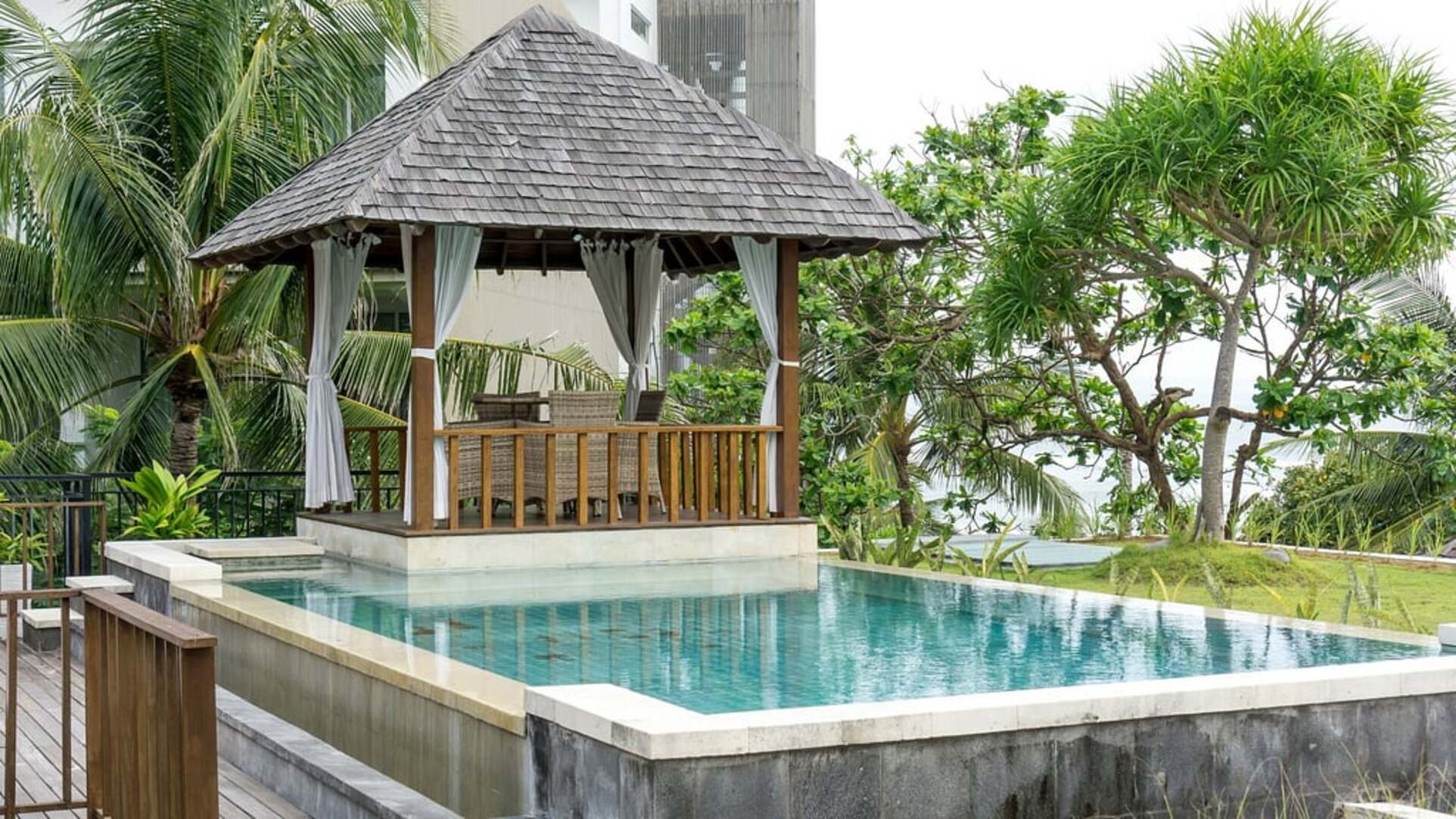 5 Star The Chand’s Estate – Exclusive Beachfront Collection