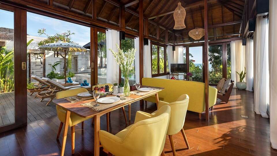 5 Star The Chand’s Estate – Exclusive Beachfront Collection